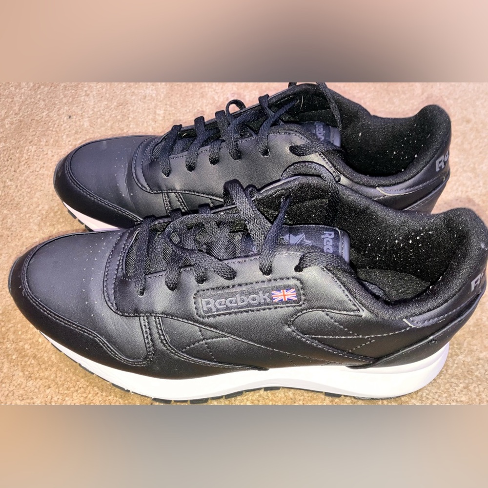 Reebok Classic tennis shoes